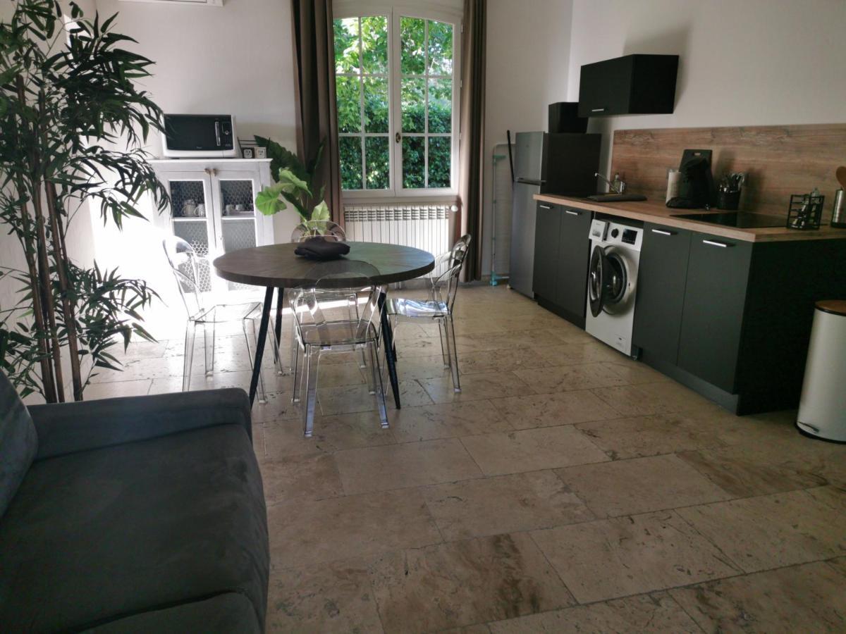 La Parenthese Apartment Manduel Екстериор снимка